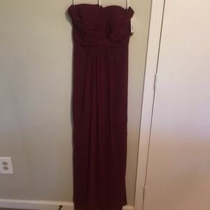 David’s Bridal Size 4/6 NWT